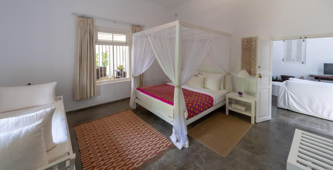 Taru 906 - Villa Hikkaduwa
